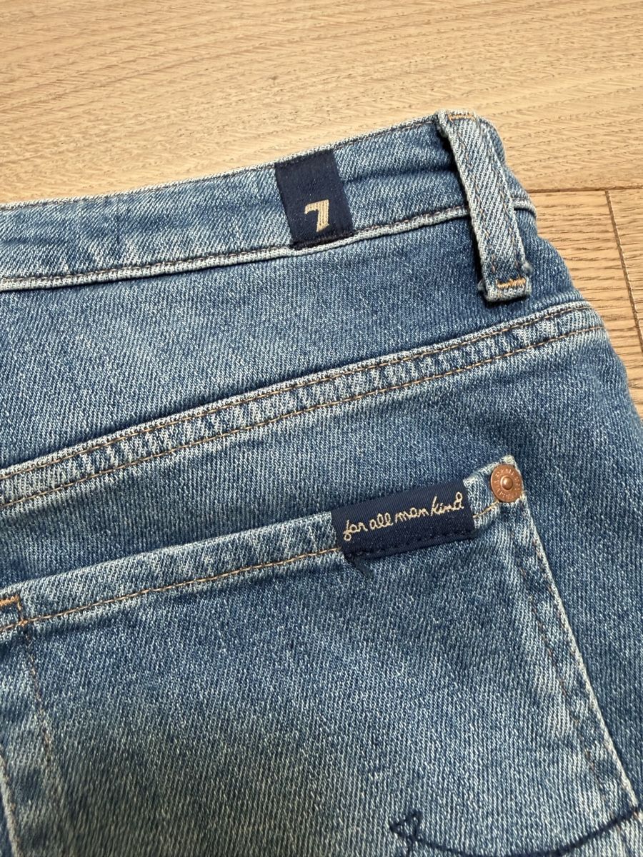 Mankind Jeans: 7 for all mankind Damen Jeans Shorts – Usato da Zürich venduto da z00mie 1