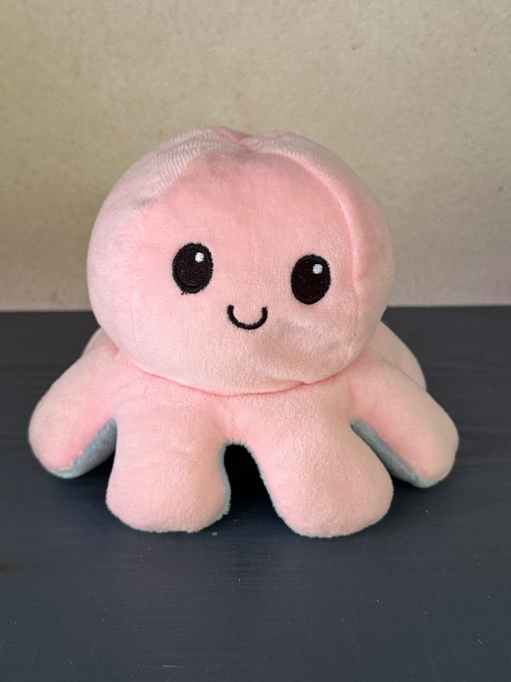 Giocattoli: Peluche pieuvre réversible rose/bleu – Nuovo (secondo la descrizione) da Jussy venduto da ali_6d7d