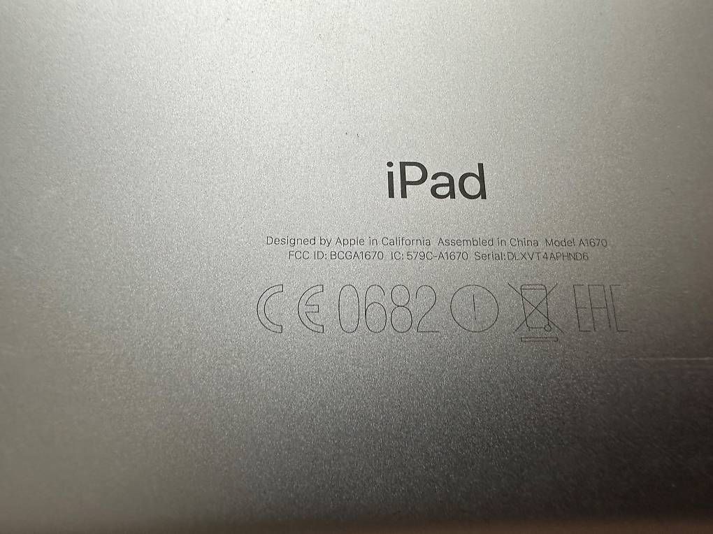 Tablet PC: iPad Pro 12,9 2. Generation (2017), 256 GB  – Gebraucht aus Bottighofen von ReneT68 2