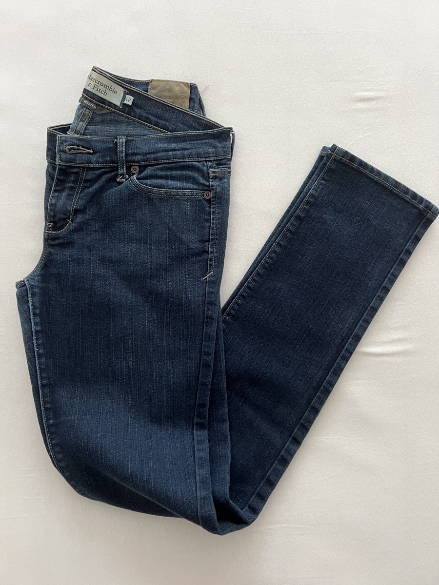 Abercrombie Jeans: Abercrombie & Fitch Jeans – Usato da St.Gallen venduto da Shopaholic5