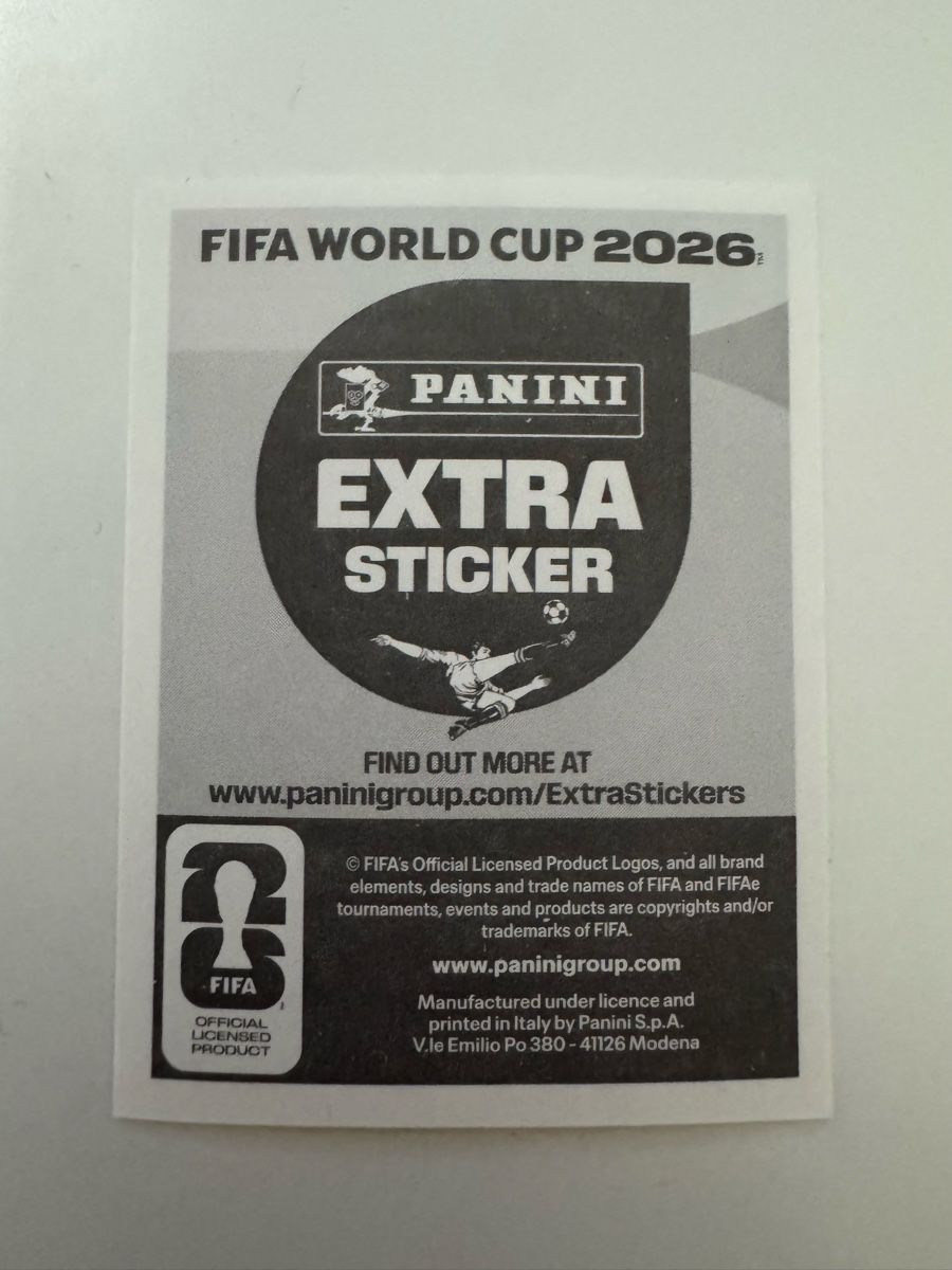 Panini Cartes à collectionner: Achraf Hakimi Gold Extra Sticker – Neuf avec emballage d'origine à Haag (Rheintal) par jun_7sdz 1