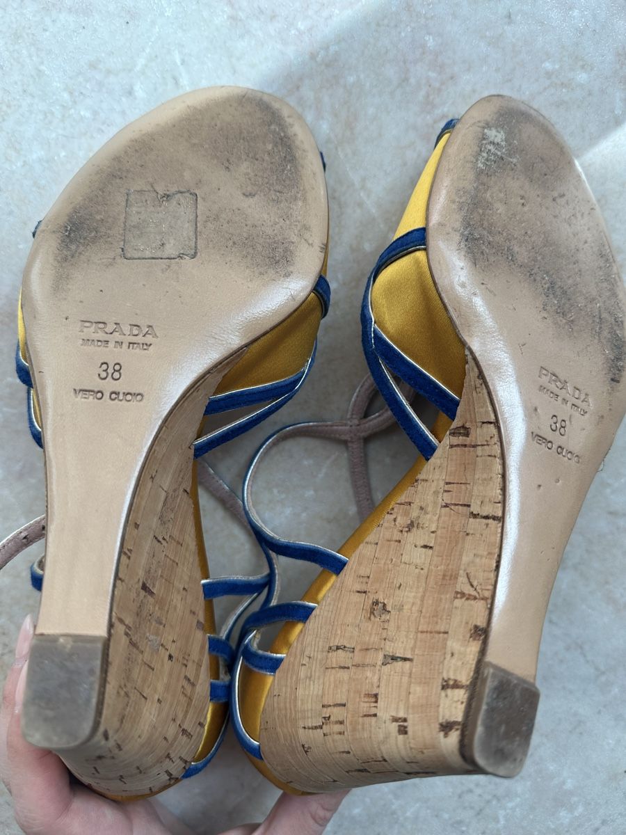 Prada Damenschuhe: Prada Schuhe Wedges – Gebraucht aus Luzern von ariazalea 2