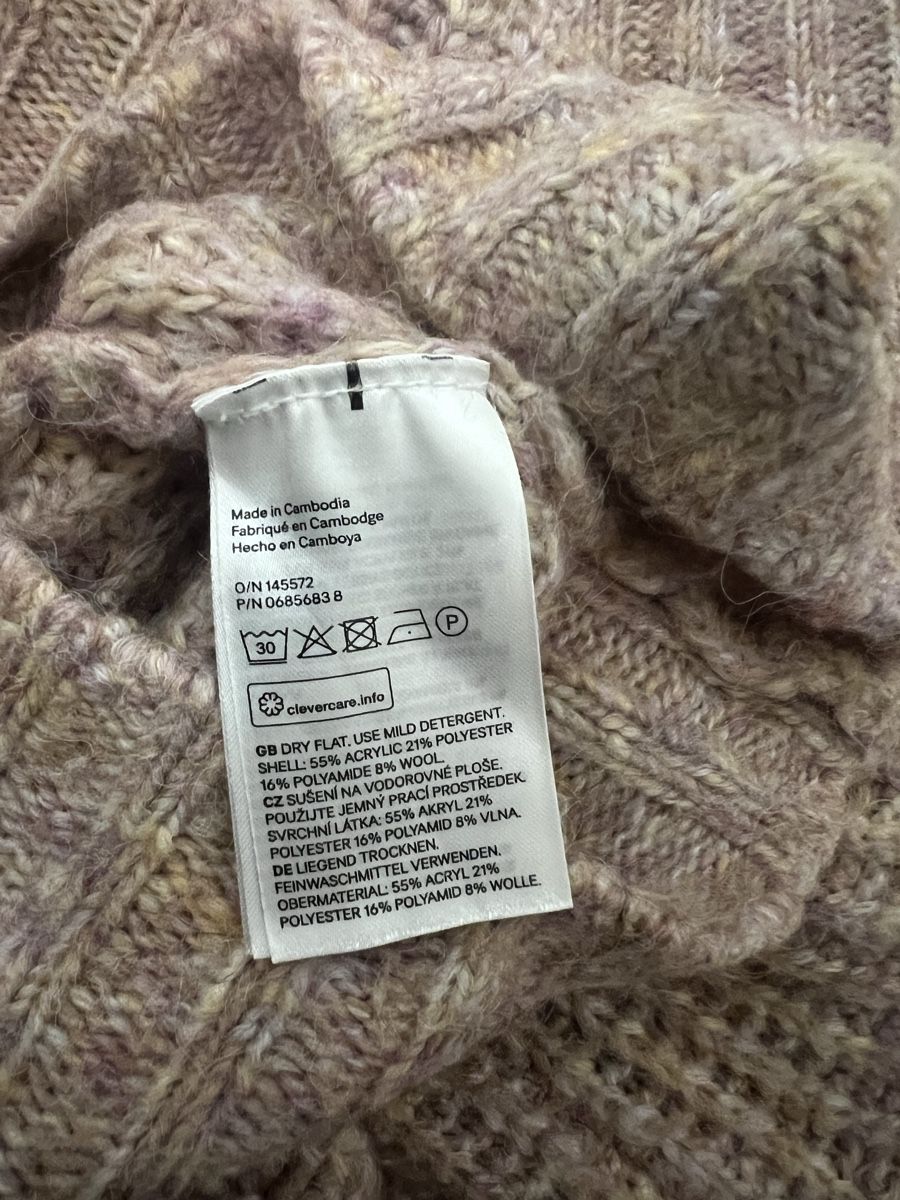 H&M Maglioni & Felpe: H&M Off-Shoulder Pullover – Usato da Lütisburg venduto da Patty_fer 1