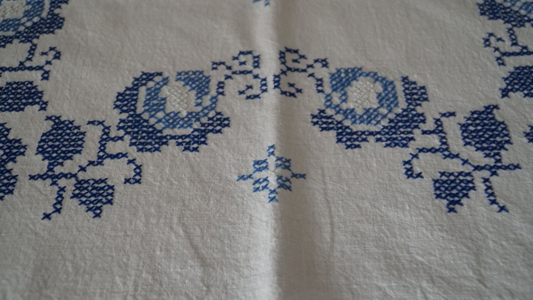 Biancheria da letto: Handtuchbehang 110x52cm. – Usato da Bern venduto da Antikbatik 2