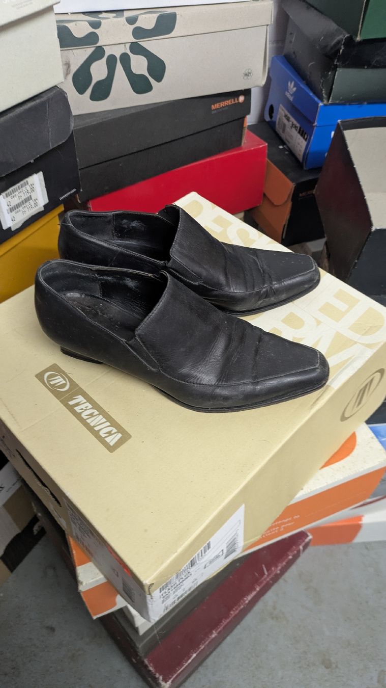 Damenschuhe: schwarze Lederschuhe – Gebraucht aus Morgarten von rra_jvw7