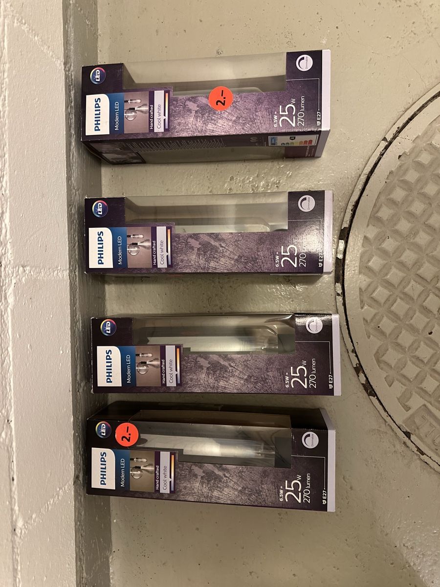 Philips Lampen: Philips LED Leuchtmittel Konvolut NEU – Neu und originalverpackt aus Münchenbuchsee von IleanaT 2