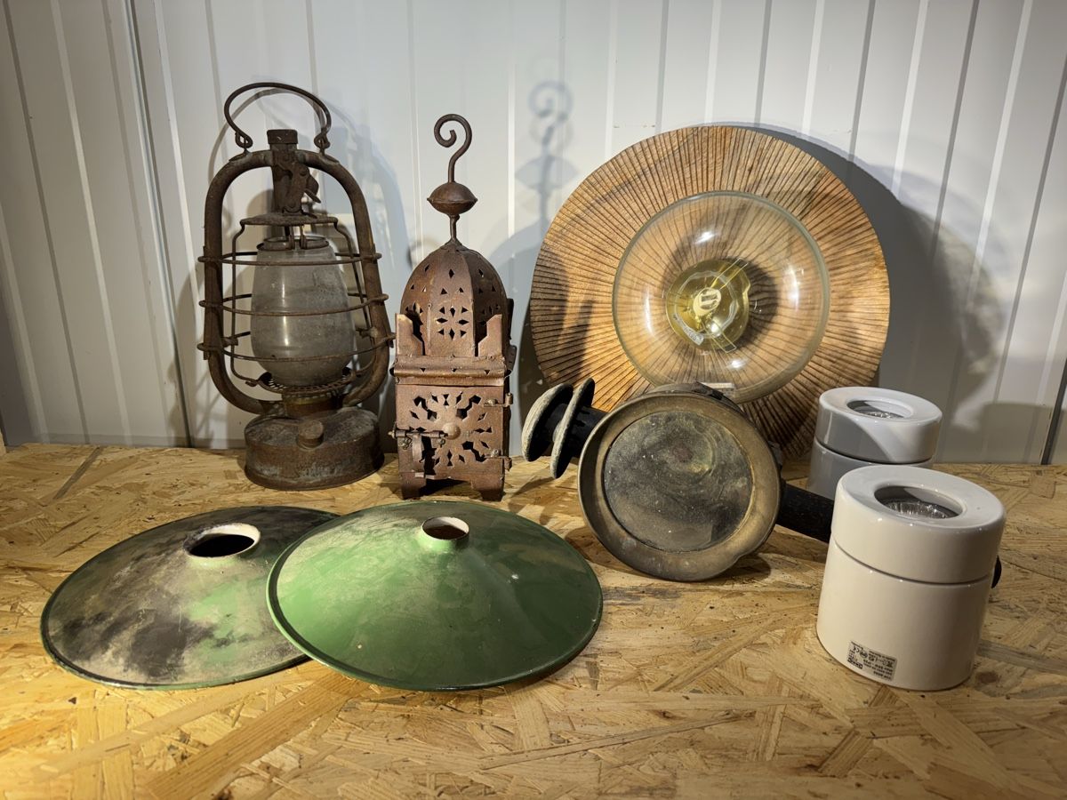 Lampade: Lot de Lampe ancienne ! – Usato da attalens venduto da La.trouvaille