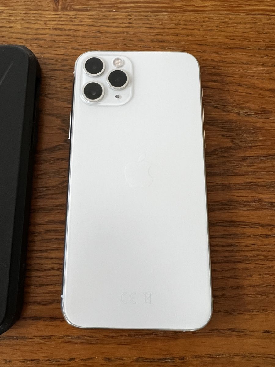 Apple Portables: iPhone 11 Pro Silver 512GB  – D'occasion à Däniken SO par spidi55 2