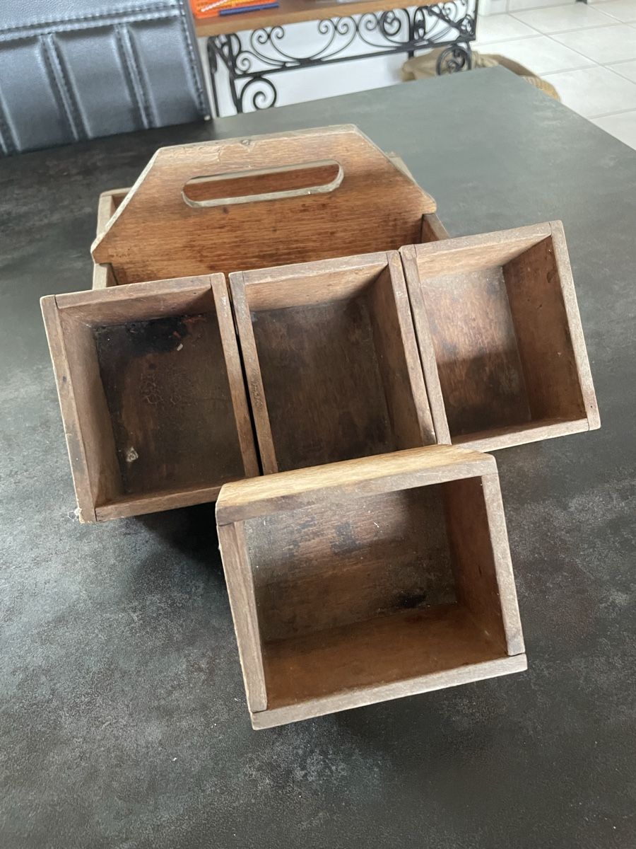Casse di trasporto: Ancienne Petite Caissette en Bois Massif – Usato da Vallamand venduto da Bricbracbroc82 8