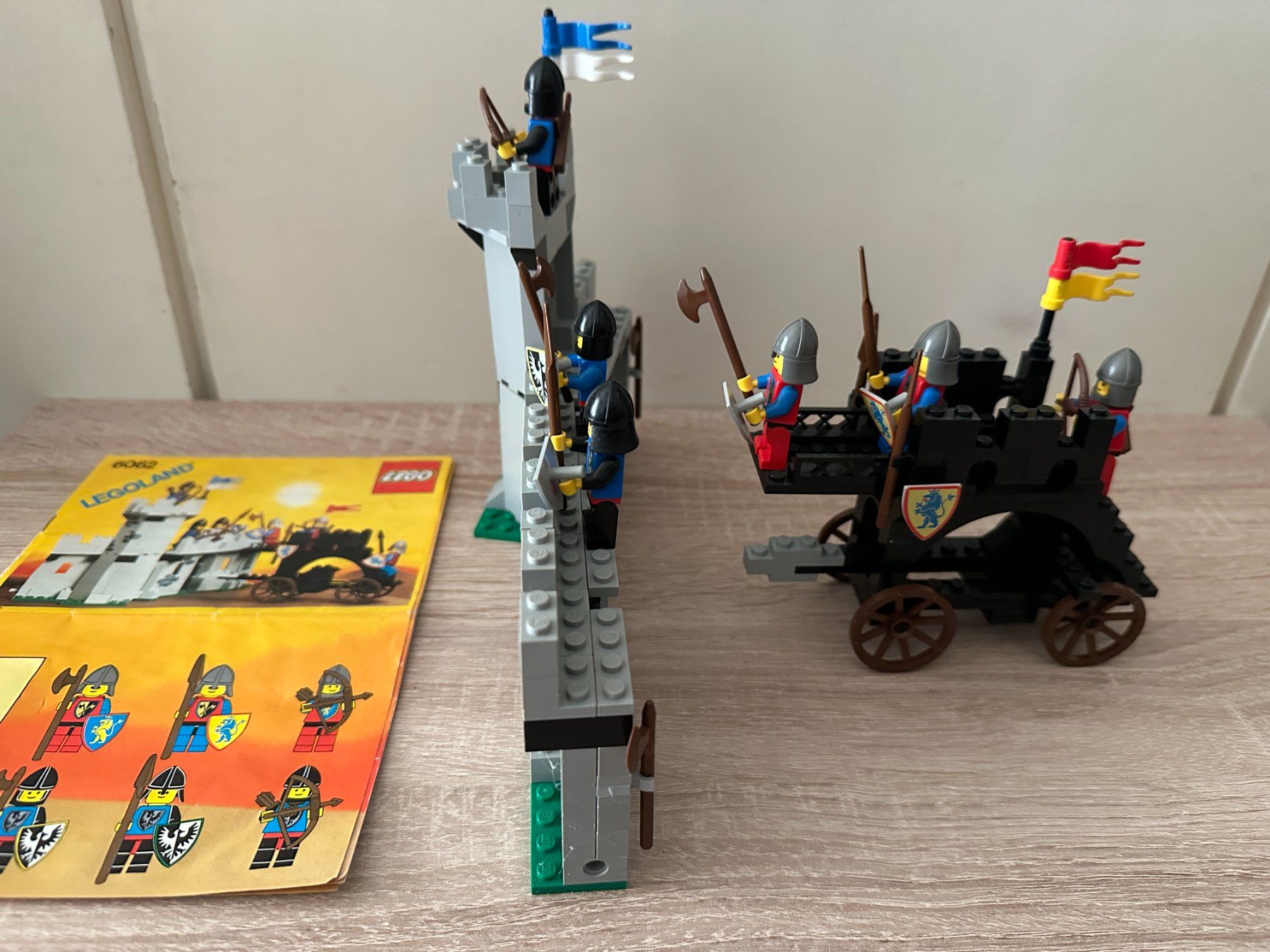 Lego Kit di costruzioni: LEGO Ritter 6062 Battering Ram – Usato da Basel venduto da Don-Angel 1