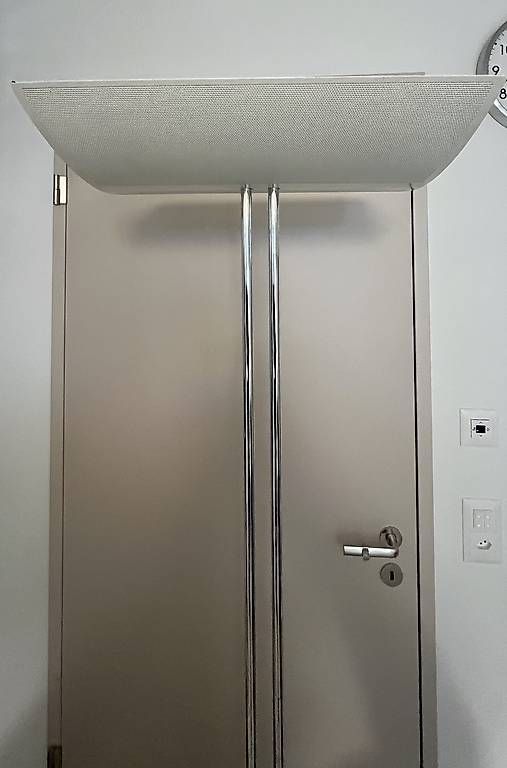 Lampade: Regent stehleuchte/ stehlampe silber für Büro Oder hause – Usato da Dübendorf venduto da kma_vl8m 2