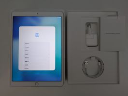 Apple iPad Air (3. Gen), Wi-Fi + Cellular, 256 GB, silber