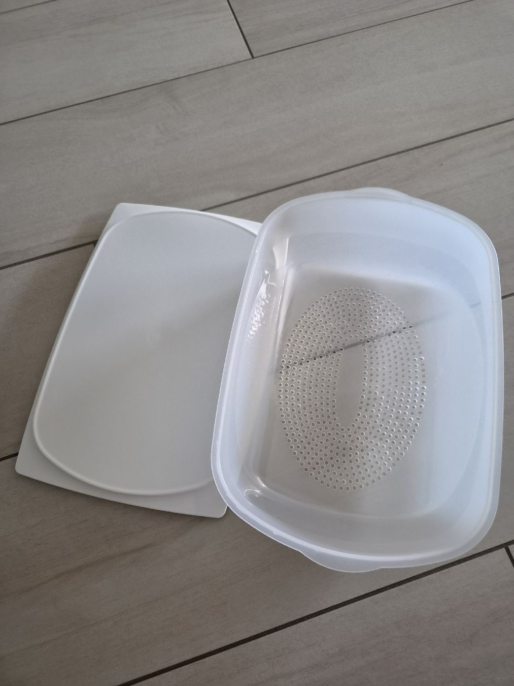 Tupperware Contenitori & Simili: Tupperware Käseglocke gross – Usato da Glattfelden venduto da Leya_Siso 3
