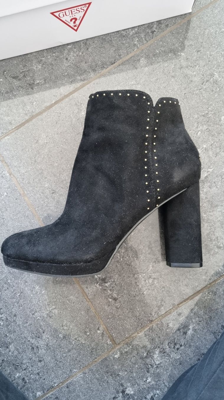 Guess Scarpe da donna: Guess Stiefeletten gr. 38 – Nuovo (secondo la descrizione) da Würenlos venduto da Nigginiggi 1