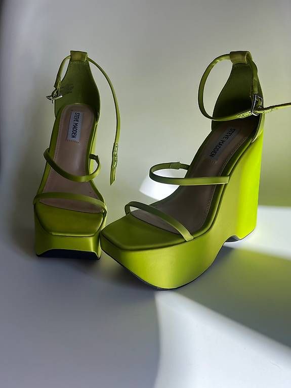 Steve Madden Scarpe da donna: STEVE MADDEN SANDALI PLATFORM VERDE LIME – Usato da Mendrisio venduto da ele_fsn8 3