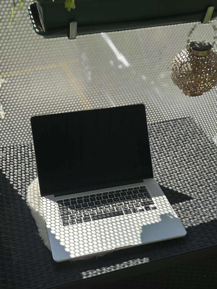 Apple Notebook: MacBook pro 15 2015 i7 gepflegt – Usato da Buchs SG venduto da BobRob 1