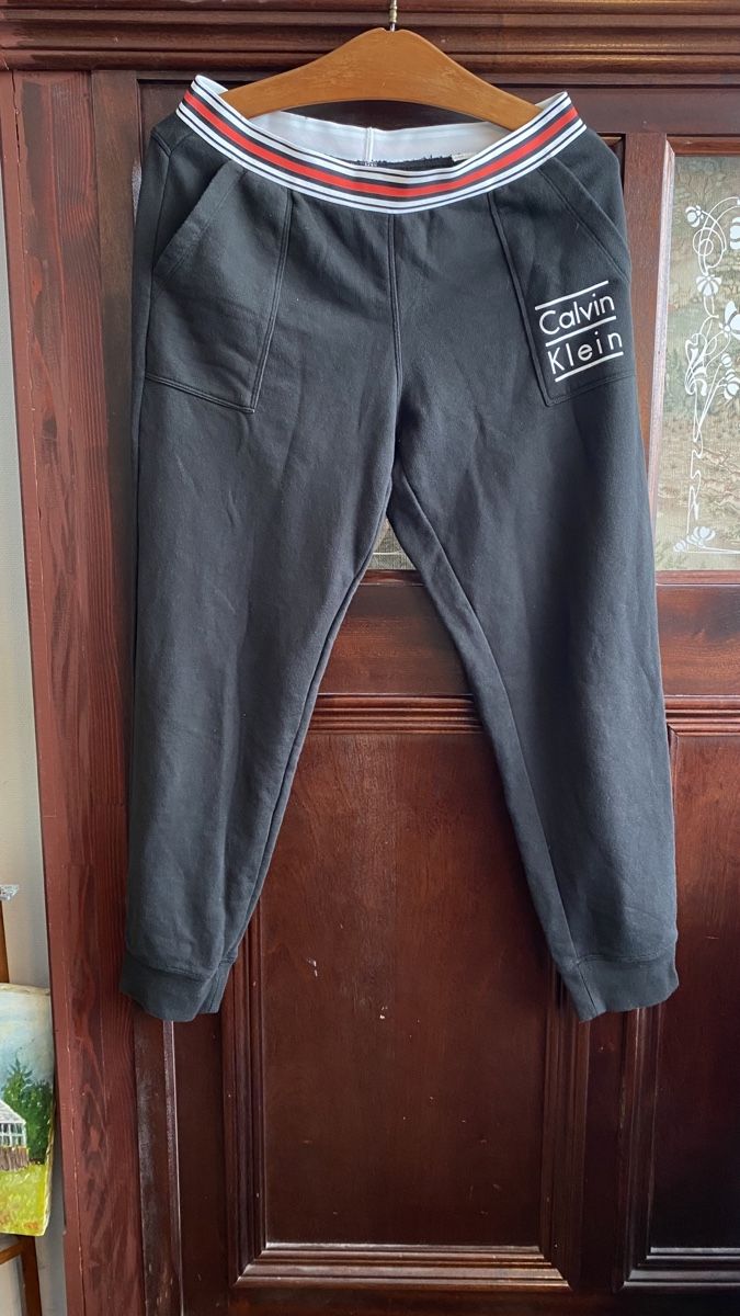 Calvin Klein Pantaloni: Calvin Klein Hose – Usato da Obfelden venduto da tan_9lj9 1