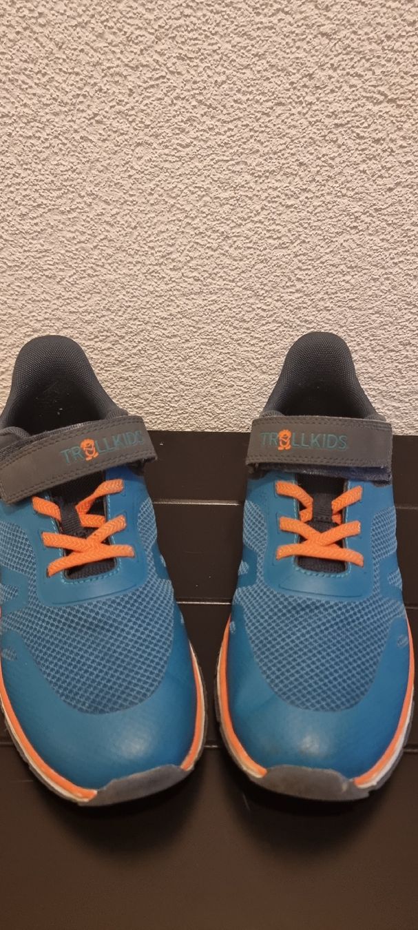 Scarpe da uomo: Schuhe Trollkids 39 – Usato da Glattpark(Opfikon) venduto da TatianaVladimirova 1
