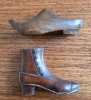 Antike Miniatur Holzschuhe