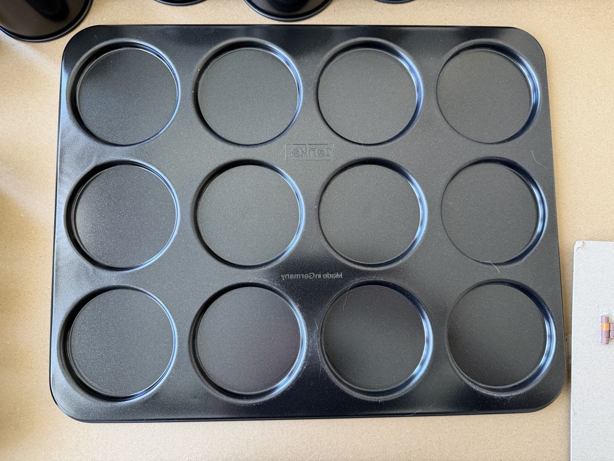 Teglie da forno: Zenker 12er-Mini-Törtchen-Backblech – Nuovo (secondo la descrizione) da Aarau venduto da Tam6 4