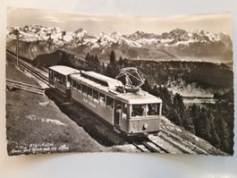 Rigi-Kulm Bahn und Blick auf die Alpen