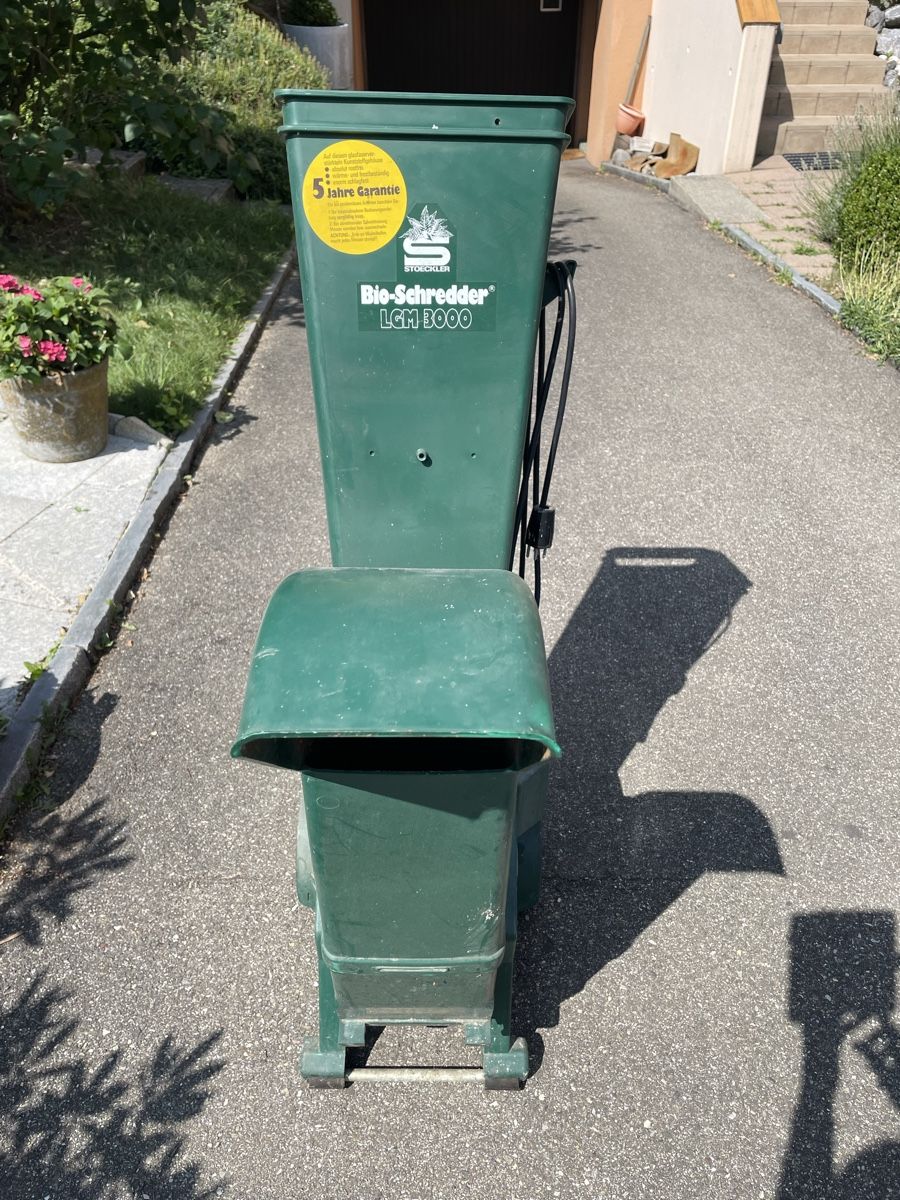 Trinciatrici: Gartenhäcksler Bio-Schredder – Usato da Volketswil venduto da Fixelot