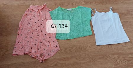 Mädchensachen Gr. 134 günstig zu verkaufen