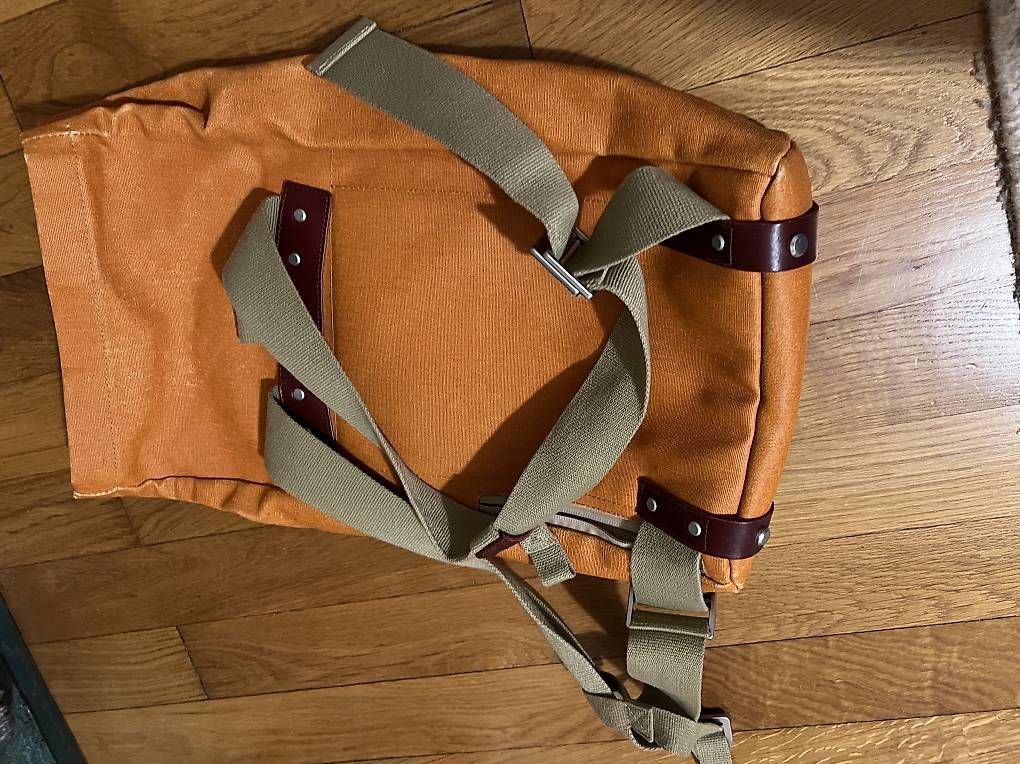 Zaini: Sac à dos Brooks orange  – Usato da Renens VD venduto da nat_l5z8
