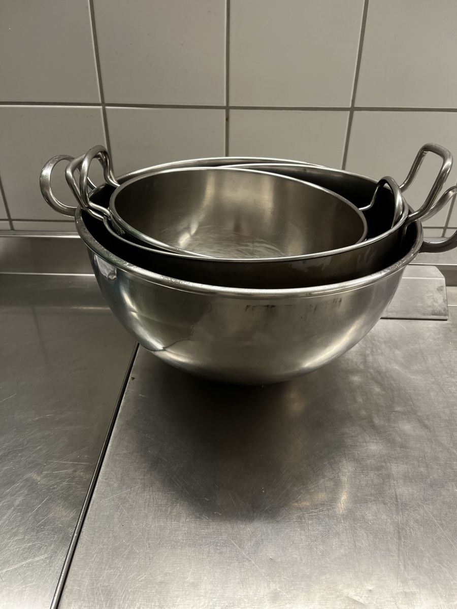 Ciotole: 3 Schlag/ Rührschüsseln robust – Usato da Dittingen venduto da Cervolino77 3