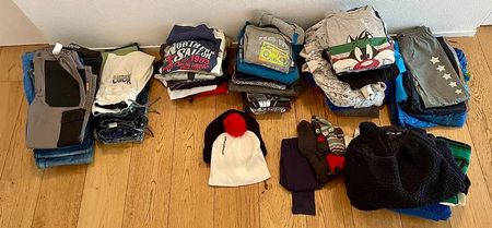 63-teiliges Kleiderpaket Jungen Gr. 128