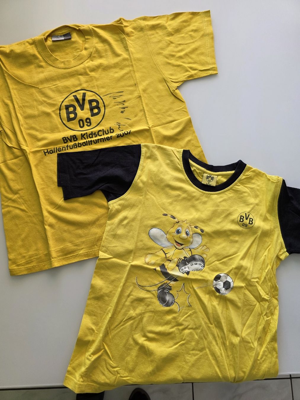 Nike T-shirt: 2er Set BVB Borussia Dortmund T-Shirts – Usato da Alberswil venduto da mario889