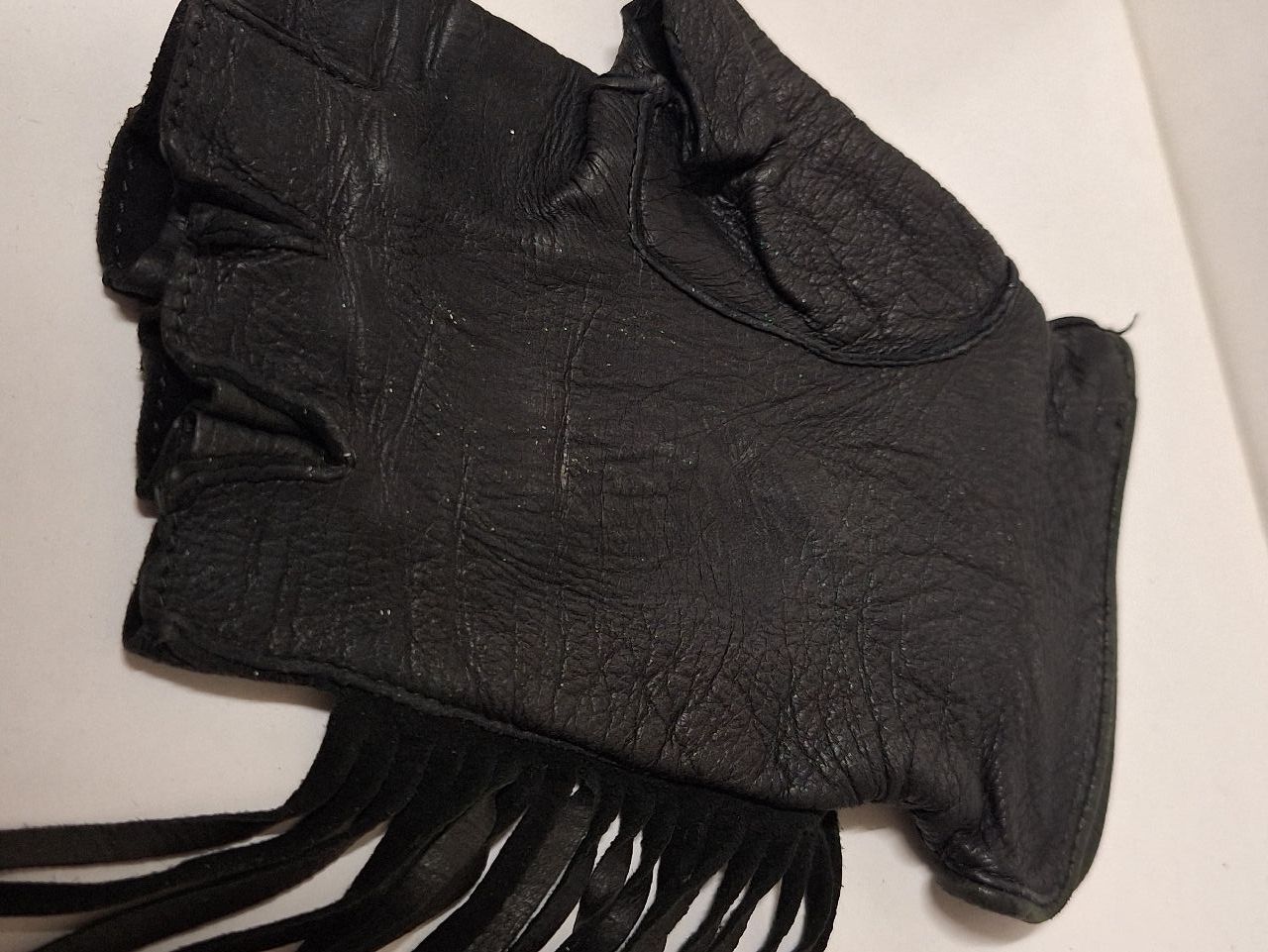 Harley-Davidson Guanti & manicotti: Harley Davidson Handschuhe Leder schwarz Fransen Groesse L – Usato da Brugg AG venduto da bacbac5757 1