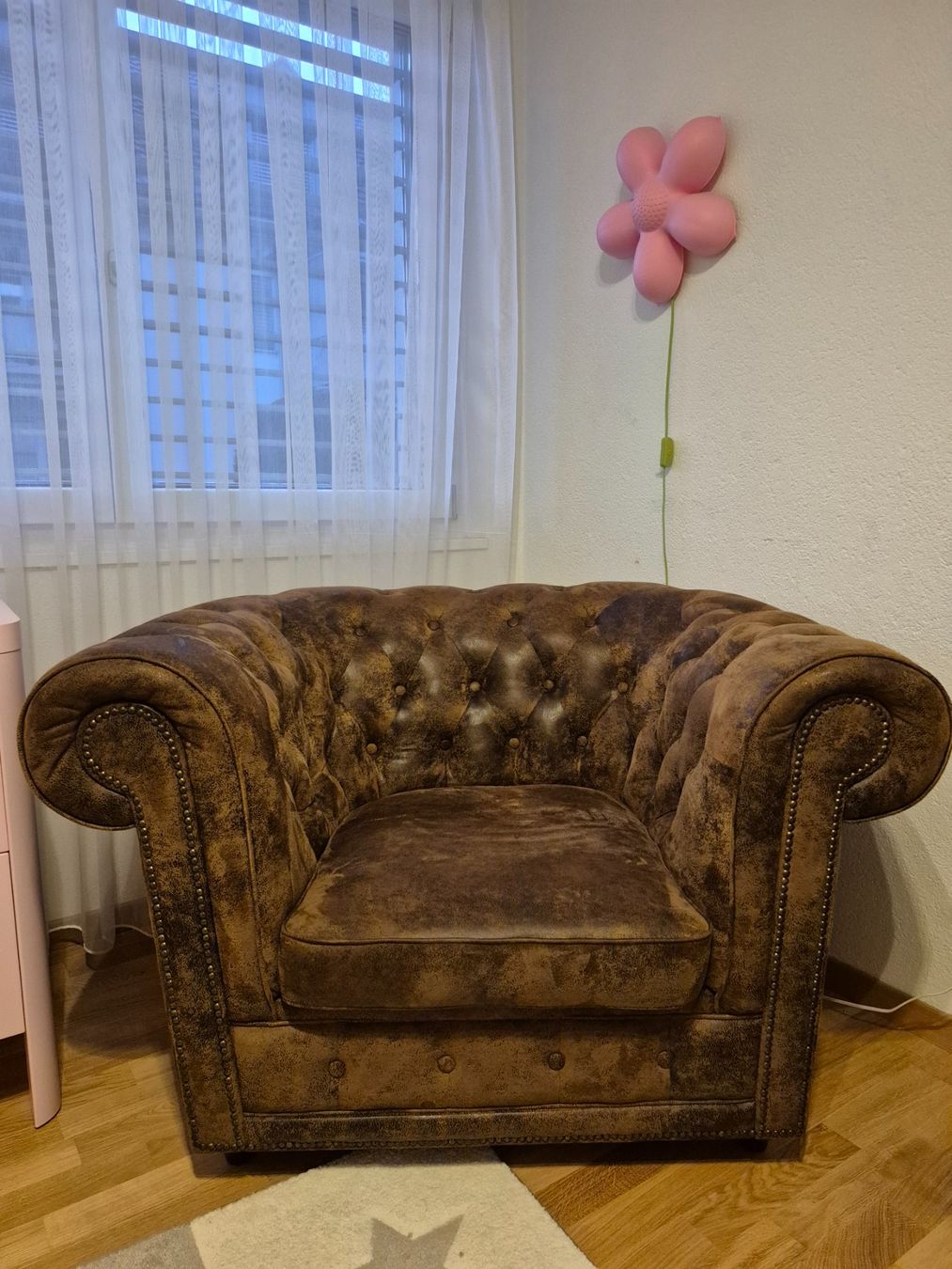 Poltrone: Chesterfield Sessel Vintage Look – Usato da Ettiswil venduto da Fatosioo