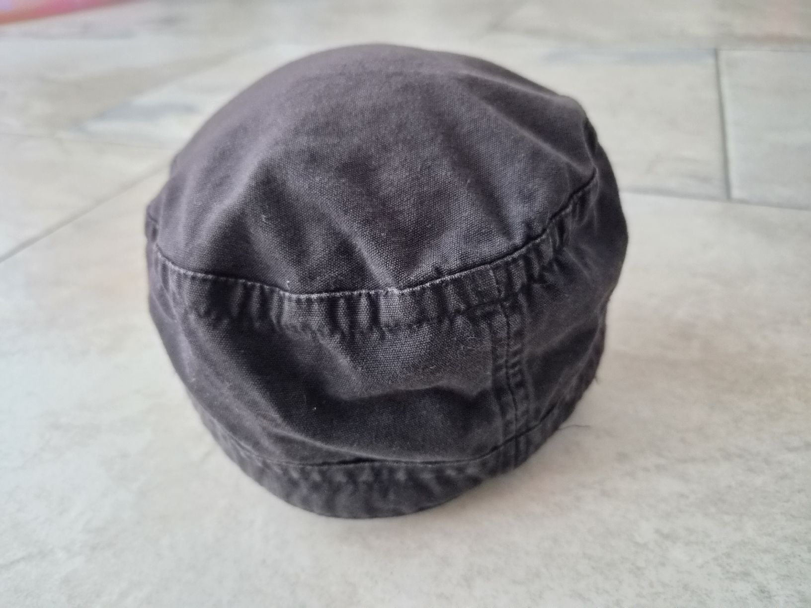 H&M Chapeaux, bonnets & casquettes: Kappe H&M schwarz, Grösse S/M – D'occasion à Niederrohrdorf par Miripfiri 3
