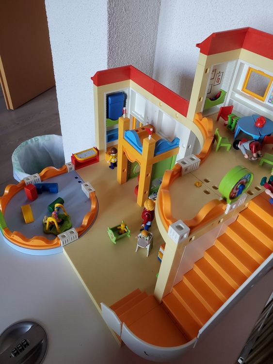  Playmobil Kita Sonnenschein (Gebraucht) in Wolfhalden für CHF 40 – mit Motiv 