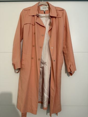 Schicker Trenchcoat Grösse 38 in Lachsrosa
