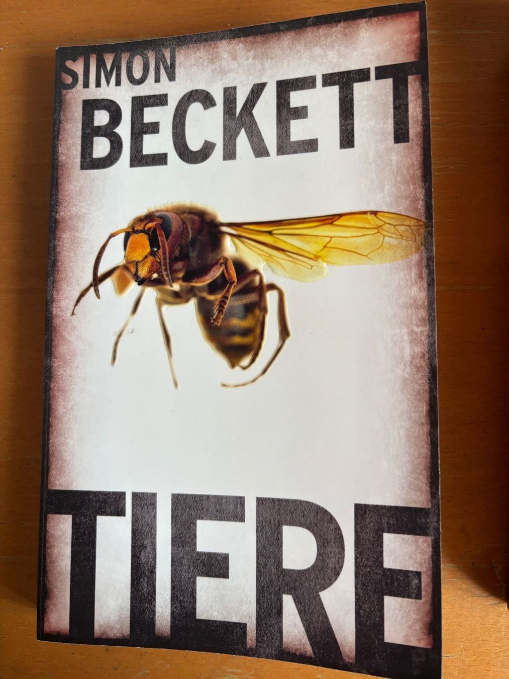 Libri: Tiere - Simon Beckett – Usato da Hilterfingen venduto da Uschimalaika