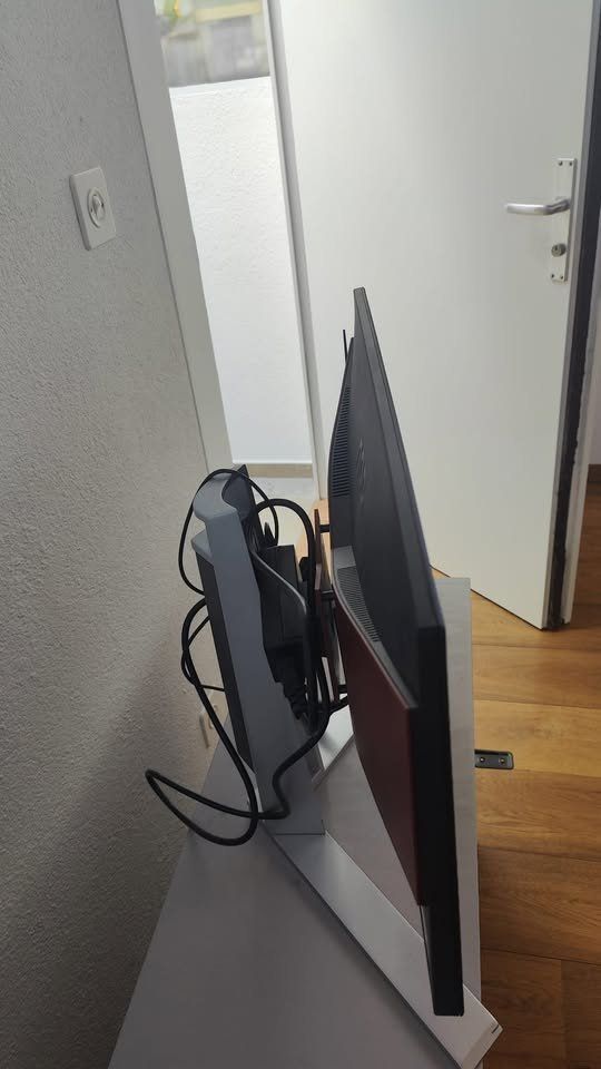 Monitor: Monitor, AOC Agon AG241QG, 24" – Usato da Solothurn venduto da pablo_so 1