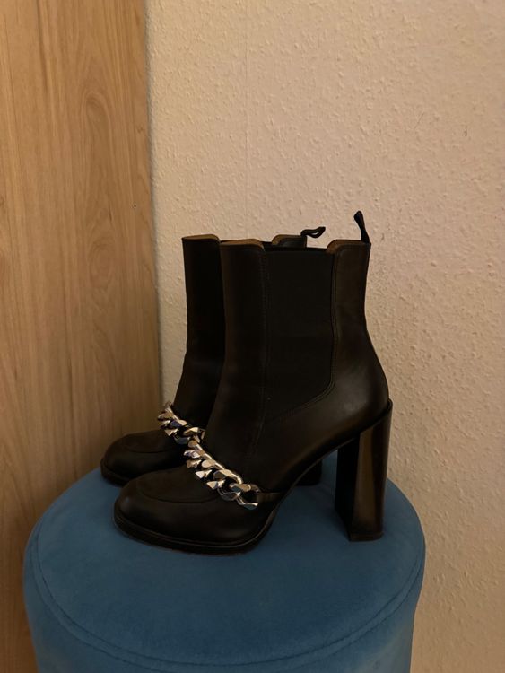 Givenchy Ankle Boots 1