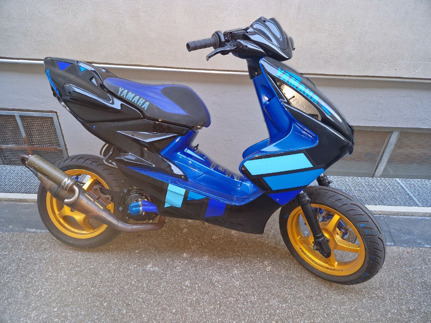 Scooter: Yamaha aerox 70cc – Usato da Losone venduto da TI6616