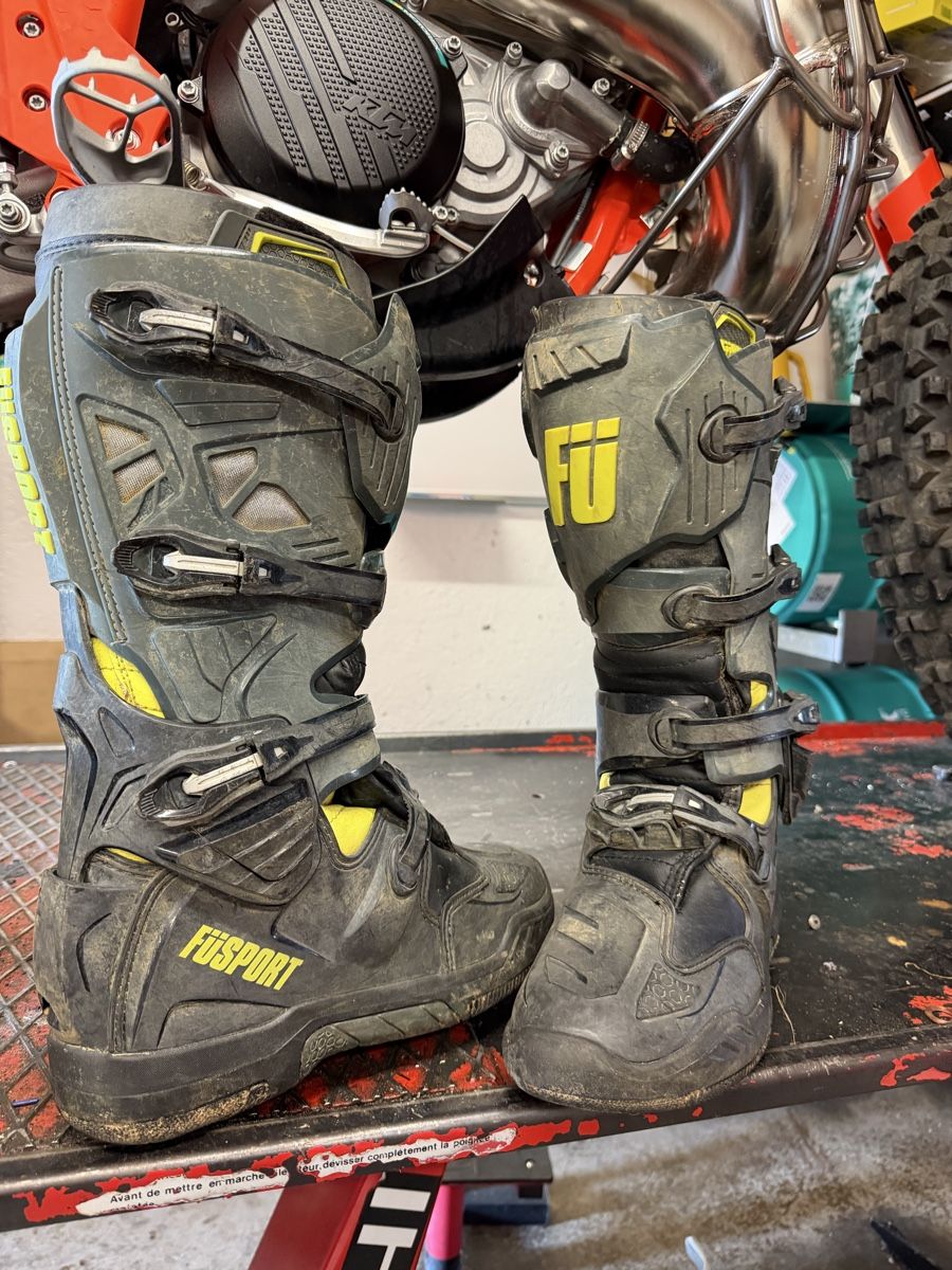 Chaussures hommes: Enduro Stiefel Grösse 43 – D'occasion à Bonstetten par Ollacorolla 1