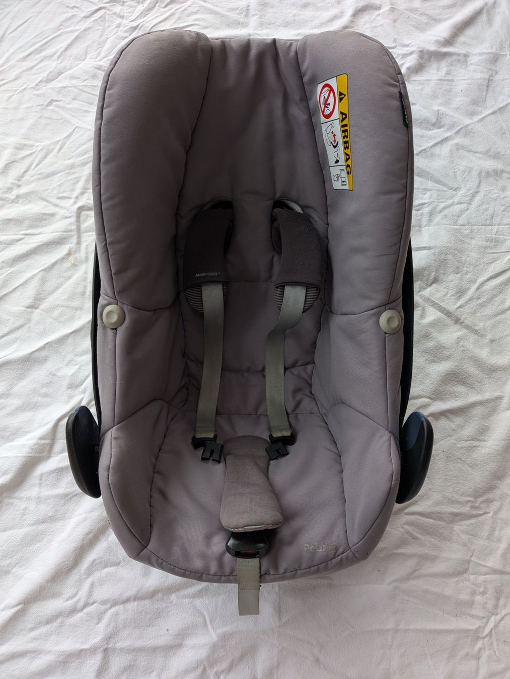 Maxi-Cosi Auto-Kindersitze: Maxi-Cosi Babyschale – Gebraucht aus Wattenwil von SueSan