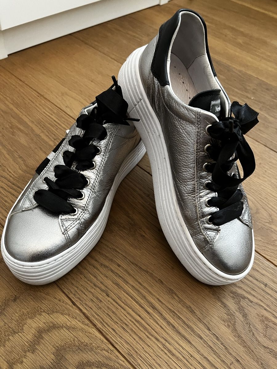 Scarpe da donna: Nero Giardini Grösse 37 – Usato da Bassersdorf venduto da habibi06