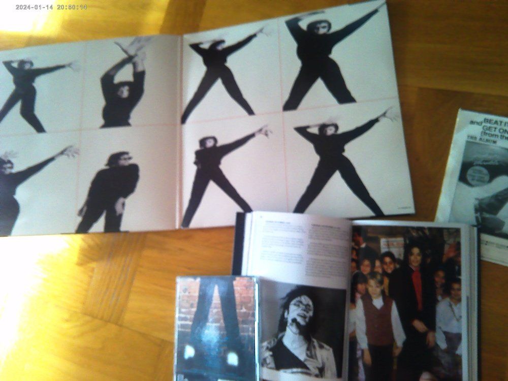 Dischi in vinile: Michael Jackson LOT: LP BAD + SINGEL Beat It DAZU CD+ BUCH – Usato da Volketswil venduto da nemo2000 2