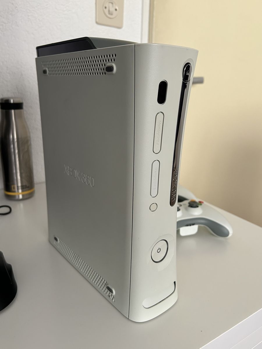 Microsoft Console: 2005 Xbox 360  – Usato da Sion venduto da reii 1