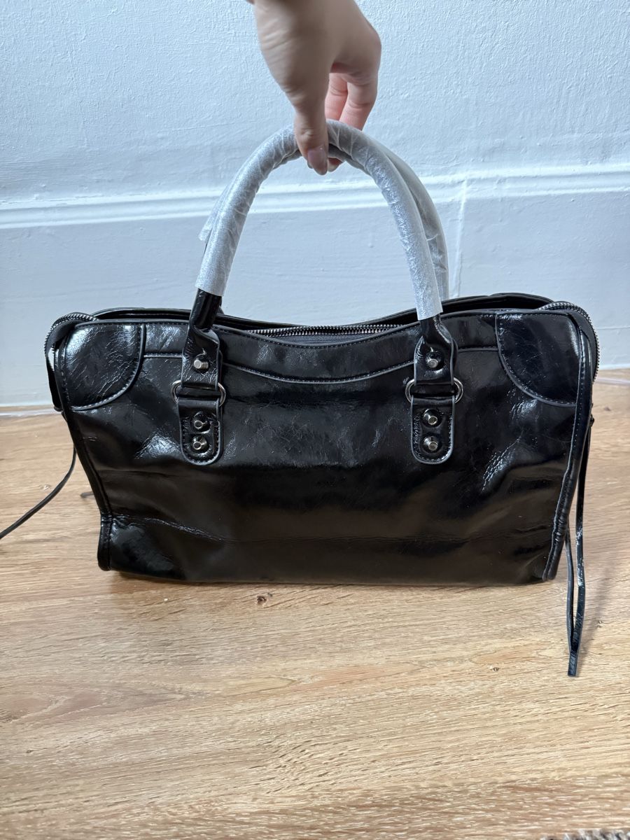 Borse da donna: Neue Tasche – Nuovo e nell'imballaggio originale da Zürich venduto da ant_ys75 1