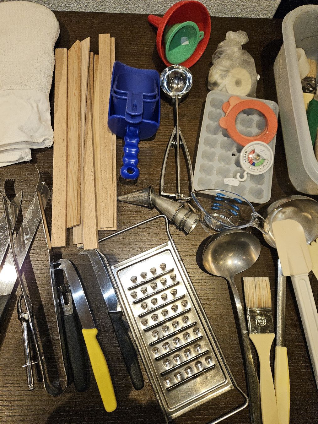 Cucine complete: Küchenartikel Set – Usato da Morschach venduto da Hanswi 1