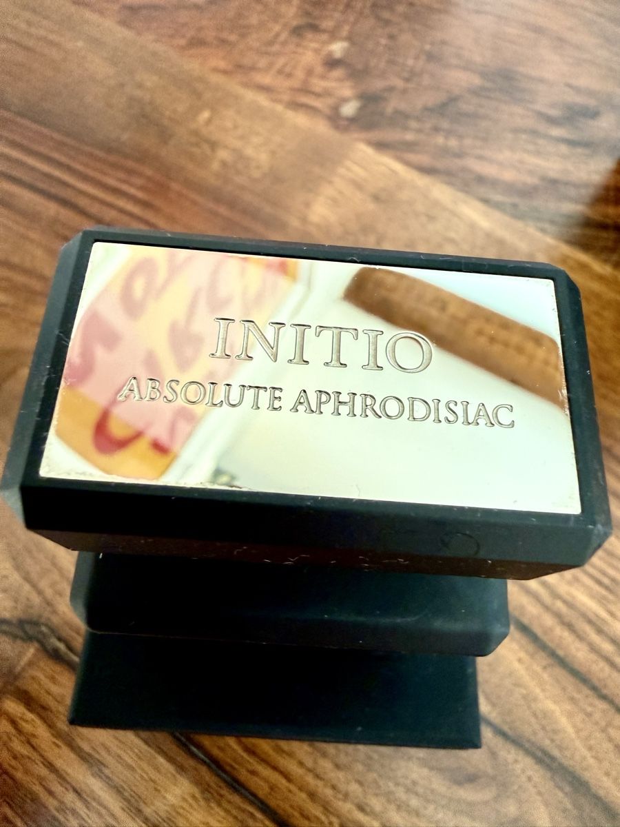 Initio Parfum & Eau de Toilette: Initio Absolute Aphrodisiac Parfum Flakon gebraucht – Gebraucht aus frenkendorf von Lulusch74 1