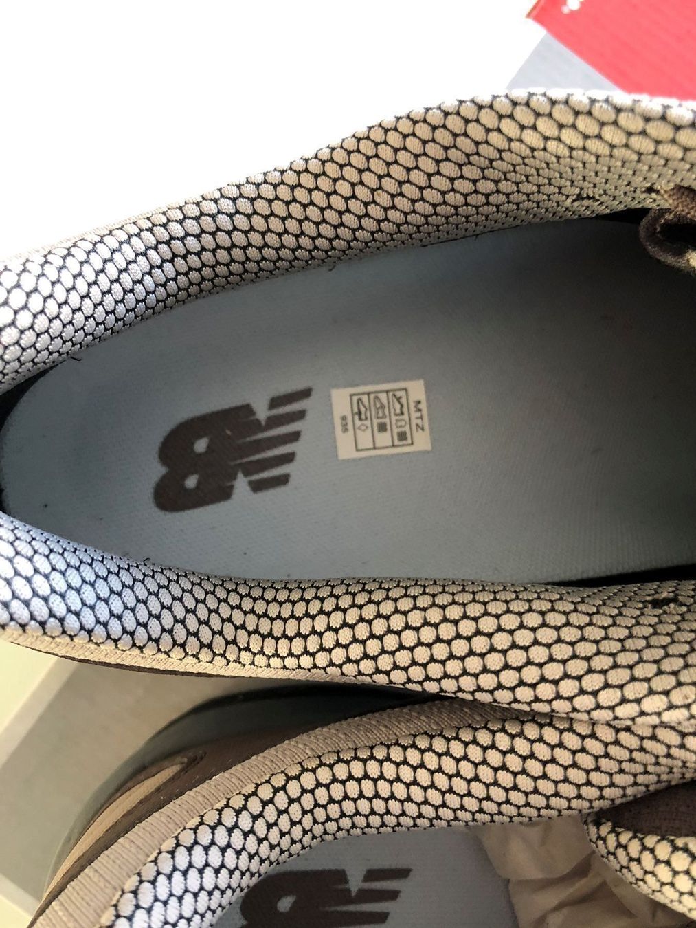 New Balance Scarpe da donna: Wanderschuhe, Trekkings Schuhe NEU!!! – Nuovo e nell'imballaggio originale da Adliswil venduto da atram57 2