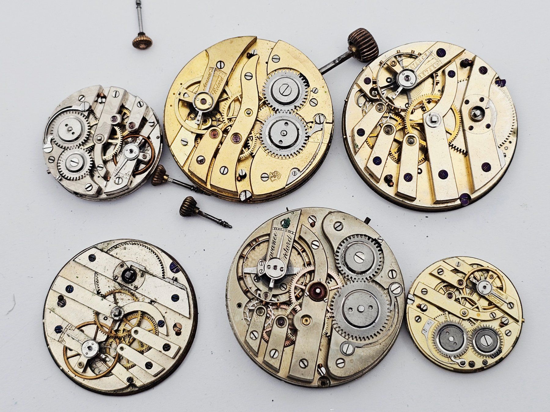Orologi: Konvolut Werke Taschenuhrwerk – Difettoso da Bassersdorf venduto da AnkerWatch